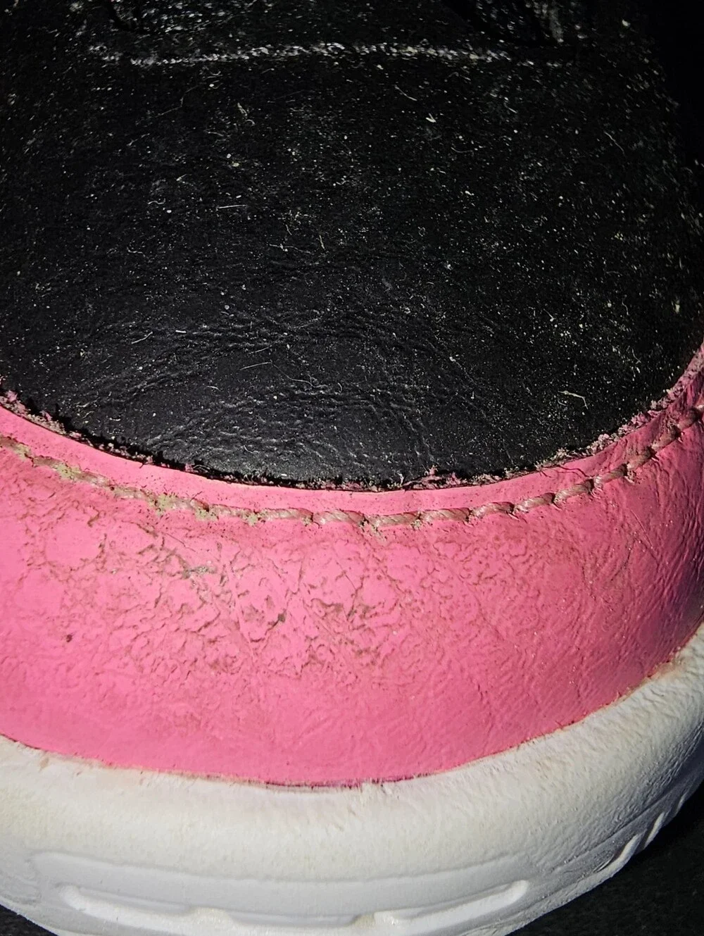 Jordan Maz Aura 3 Size 7C Athletic Sneakers - Black & Pink